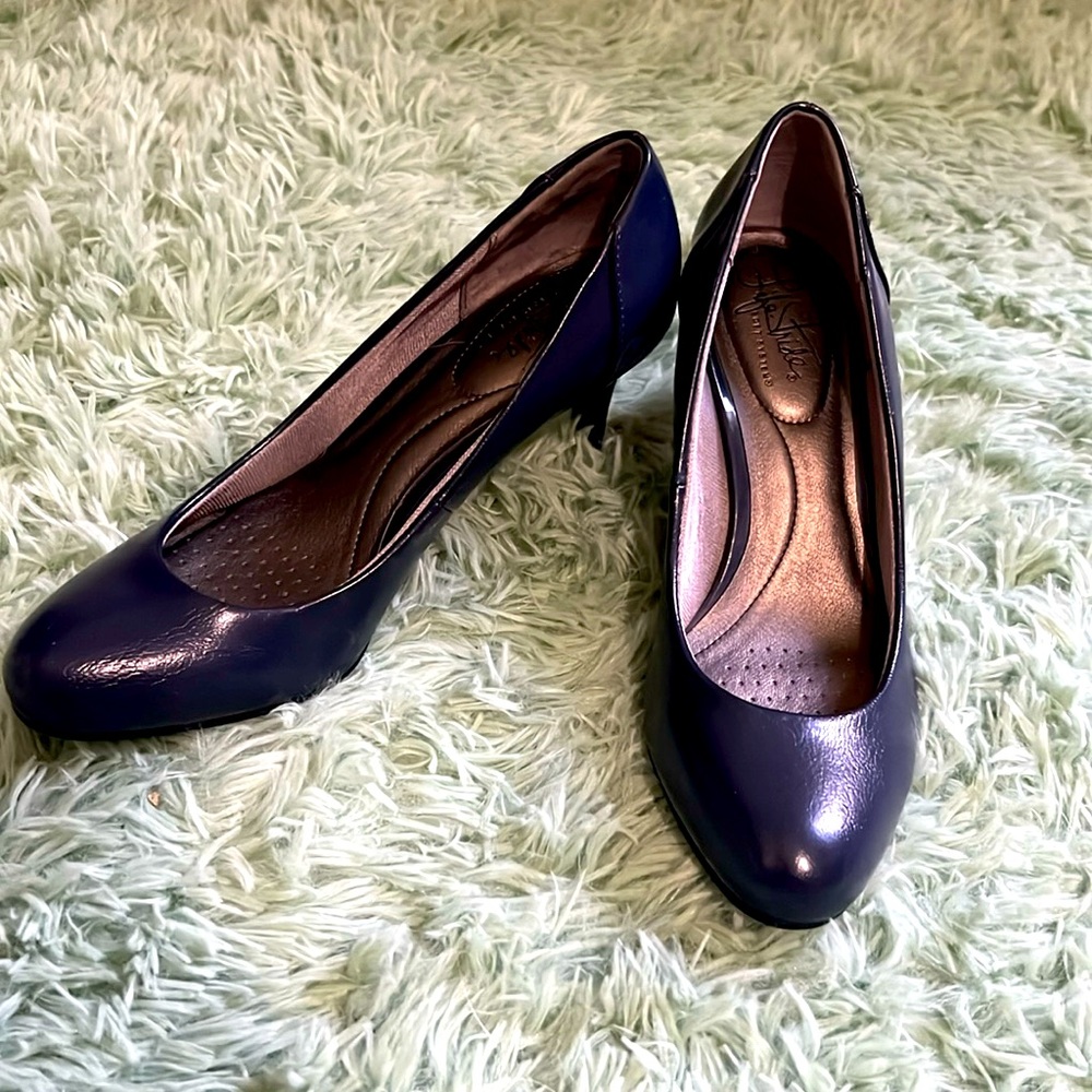 Navy Blue Life Stride Heels 8